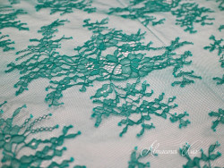 Encaje Chantilly