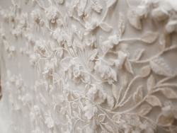 Tul Bordado Floral en Relieve | Colección Novia