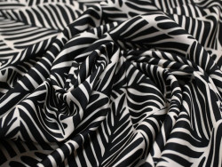 Satén Estampado de Hojas | Tela para vestidos y blusas