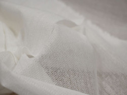 Entretela adhesiva de pelo blanca– 150 cm