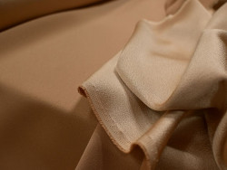 Crepé de Raso camel