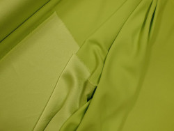 Crepé de Raso verde lima
