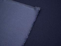 Crepé de azul marino