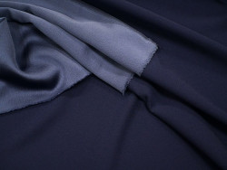 Crepé de azul marino