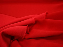 Crepé de raso rojo