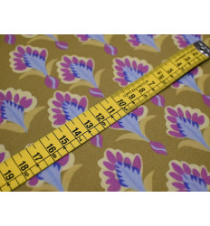Crepé floral elástico verde oliva | Tela fluida y cómoda