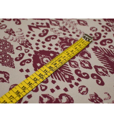 Crepé estampado burdeos crudo | Tela fluida y cómoda