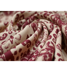 Crepé estampado burdeos crudo | Tela fluida y cómoda