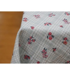 Muselina flores rojas algodón 140 cm ligera