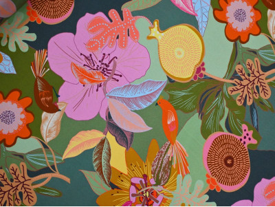 Tela Viscosa Estampada Flores y Pájaros – Fluida 120 Gr/m²