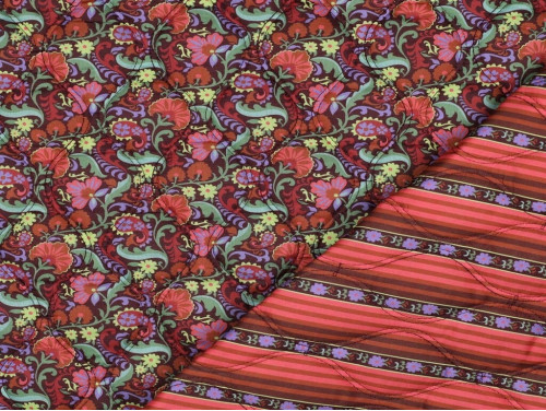 Tela acolchada reversible de flores y rayas — 140 cm
